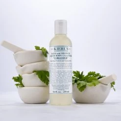 Negozio online Frank Provost || Kiehl's Italia -Negozio online Frank Provost || Kiehl's Italia Kiehl s Detergenti Bath and Shower Liquid Body Cleanser Coriander 1